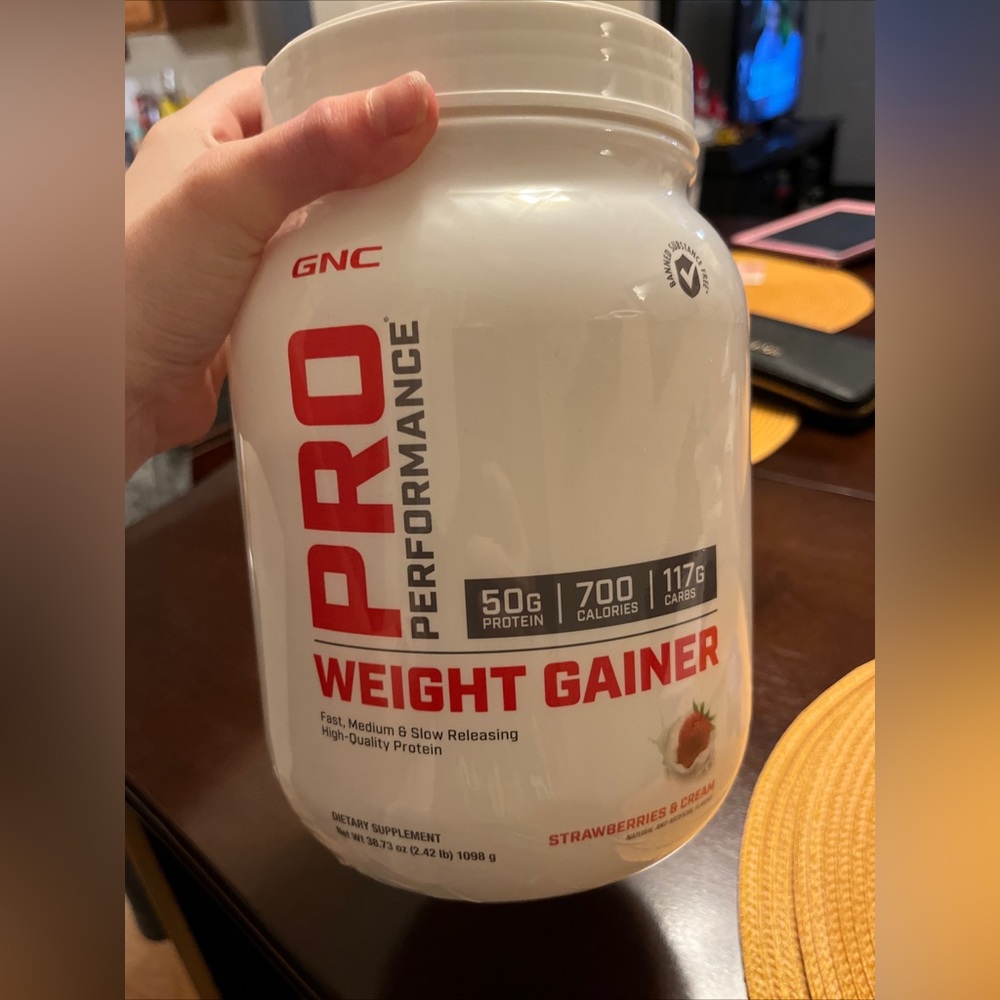 GNC strawberry weight gainer